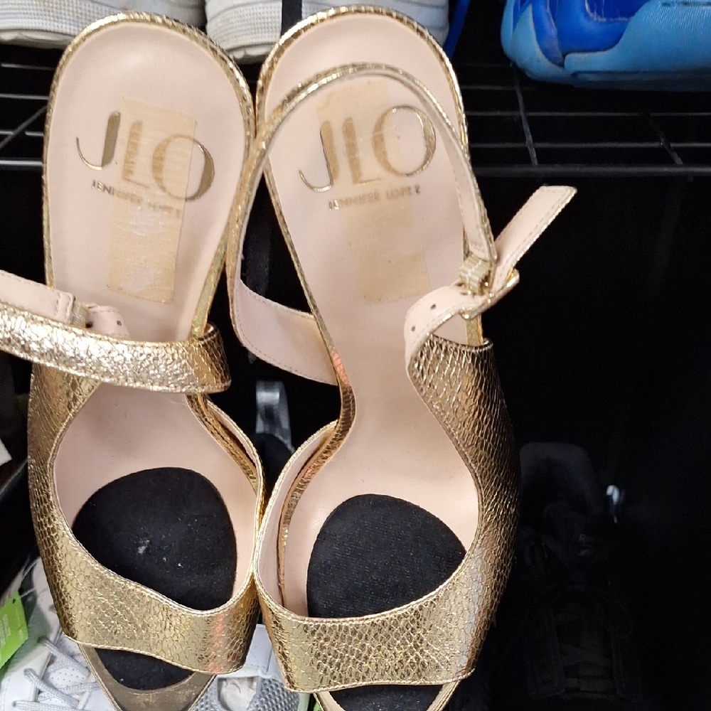 Jennifer Lopez Gold Women's Sandals